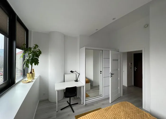 Miodowy W Hanza Tower -sauna&pool